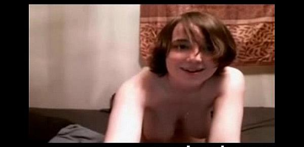  Very cute teen on webcam